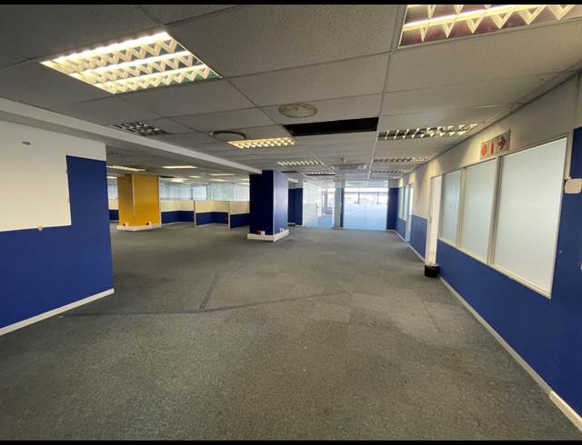 2,402M² BUILDING TO LET IN CAPE TOWN CITY CENTRE