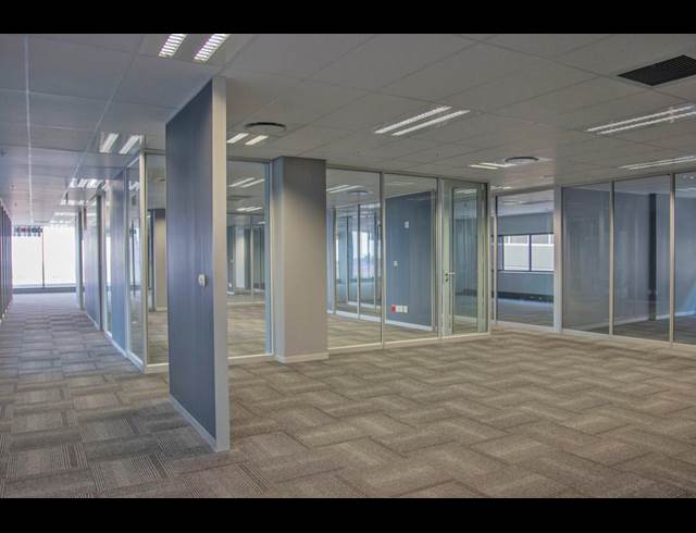 796M² OFFICE TO LET IN ROSEBANK