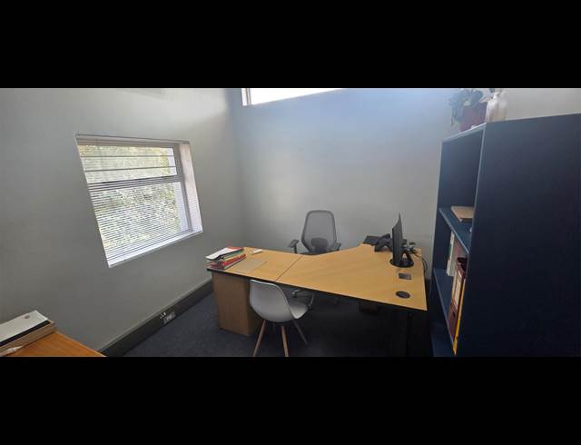 130M² OFFICE TO LET IN NELSPRUIT CENTRAL