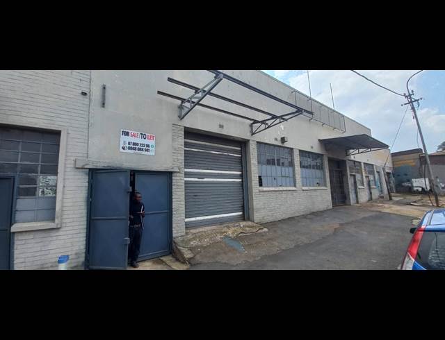376M² WAREHOUSE TO LET IN GERMISTON CENTRAL