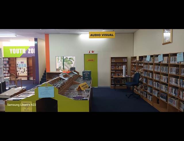 1,096M² BUSINESS CENTRE TO LET IN GLENWOOD