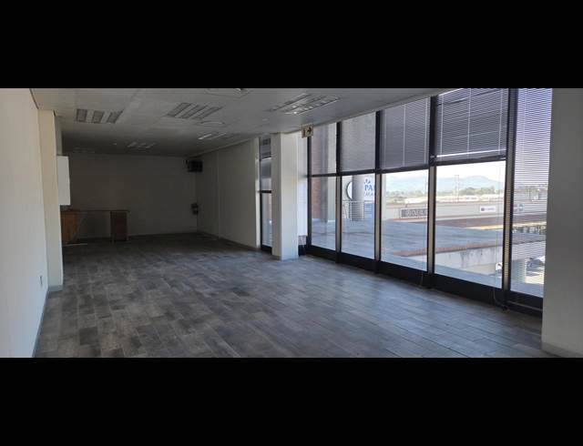 70M² OFFICE TO LET IN NELSPRUIT EXT 7