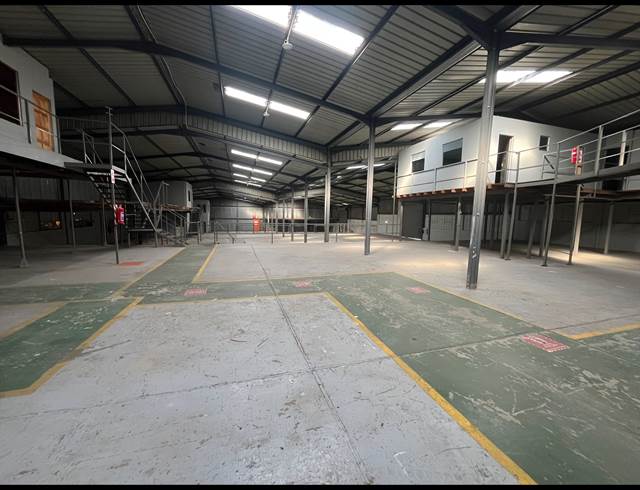 1,200M² WAREHOUSE TO LET IN WADEVILLE
