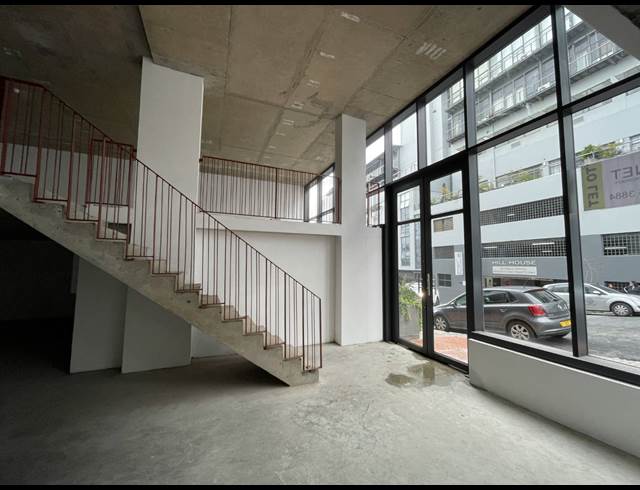 300M² RETAIL TO LET IN GREEN POINT