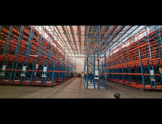 1,600M² WAREHOUSE TO LET IN AIRPORT INDUSTRIA
