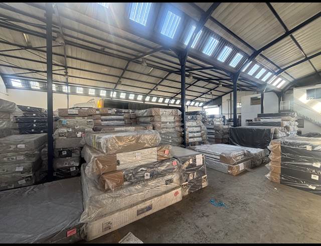 1,163M² WAREHOUSE TO LET IN PAROW INDUSTRIAL