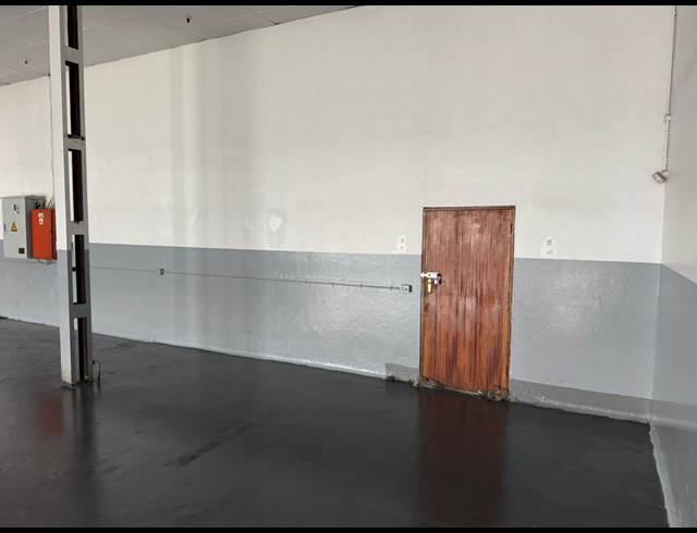 1,264M² WAREHOUSE TO LET IN ANDERBOLT