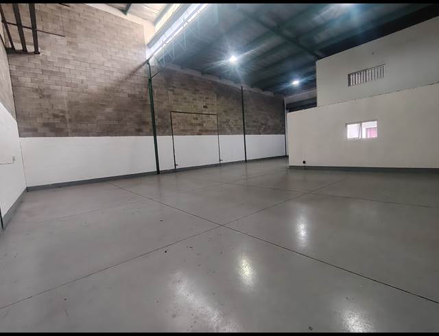 276M² WAREHOUSE TO LET IN DRIEHOEK