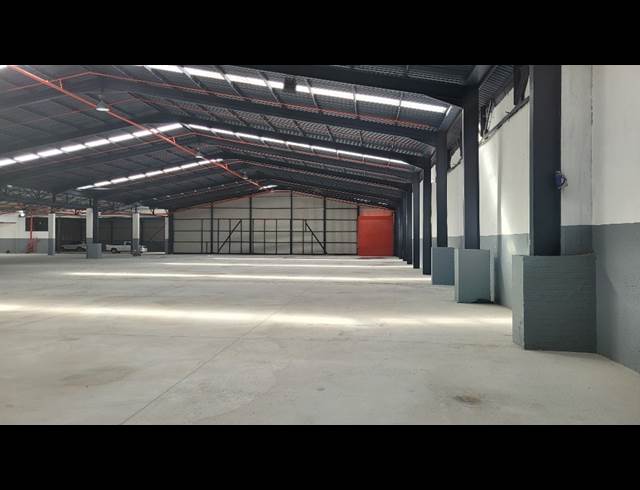 7,193M² WAREHOUSE TO LET IN EPPING INDUSTRIAL