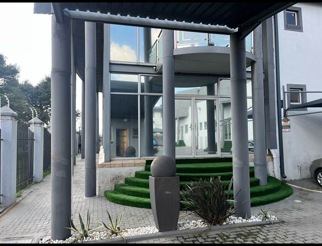 400M² OFFICE TO LET IN ORMONDE