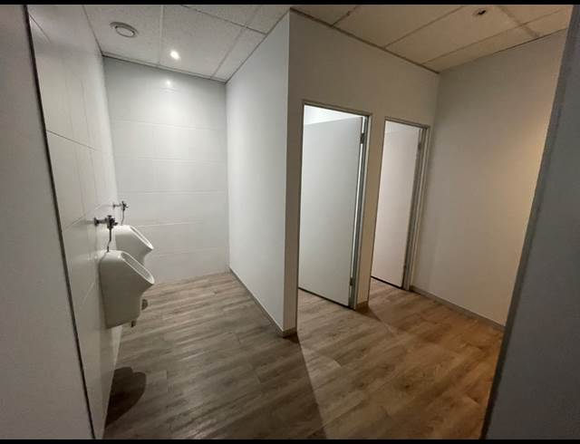 1,469M² OFFICE TO LET IN CAPE TOWN CITY CENTRE
