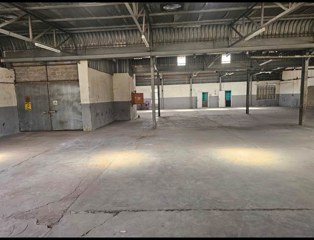 648M² WAREHOUSE TO LET IN SPRINGS CENTRAL