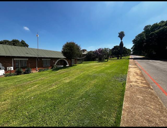 118M² OFFICE TO LET IN MODDERFONTEIN