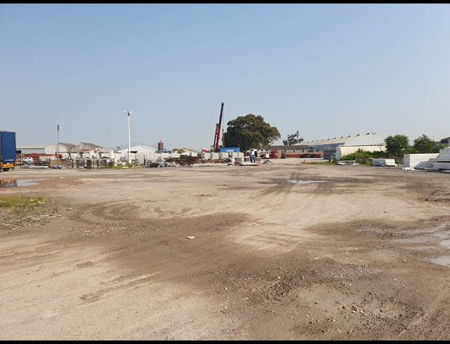 15,000M² FACTORY TO LET IN BLACKHEATH INDUSTRIAL