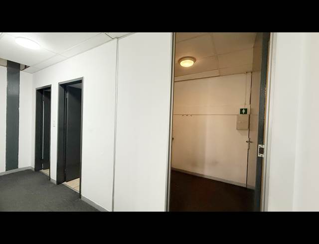 284M² WAREHOUSE TO LET IN MEADOWDALE