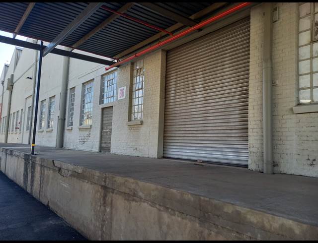 1,369M² WAREHOUSE TO LET IN BOKSBURG EAST