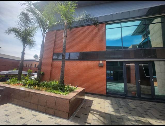 230M² OFFICE TO LET IN BEDFORDVIEW
