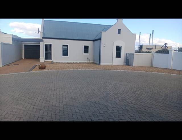 3 bed property to rent in REUNION PARK