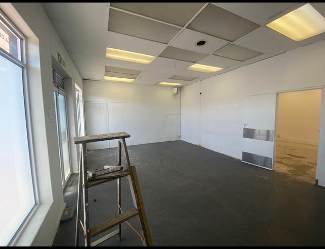 181M² RETAIL TO LET IN PARKLANDS