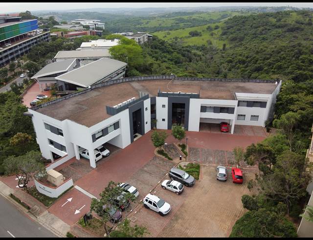 330M² OFFICE TO LET IN DAWNCLIFFE