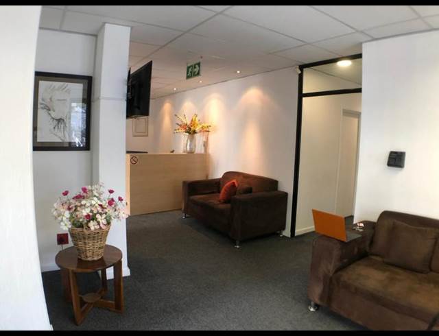 404M² BUSINESS CENTRE TO LET IN IRENE
