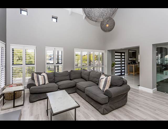 5 BEDROOM HOUSE TO LET IN ATLANTIC BEACH GOLF ESTATE