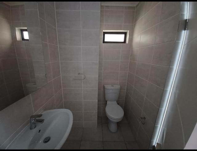 1 BEDROOM PROPERTY TO RENT IN GREENBAY ECO ESTATE