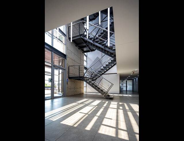 638M² OFFICE TO LET IN UMHLANGA RIDGE