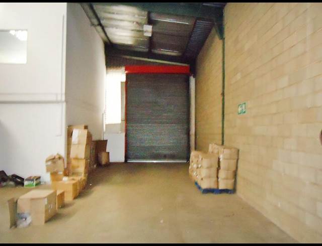420M² WAREHOUSE TO LET IN MEADOWDALE