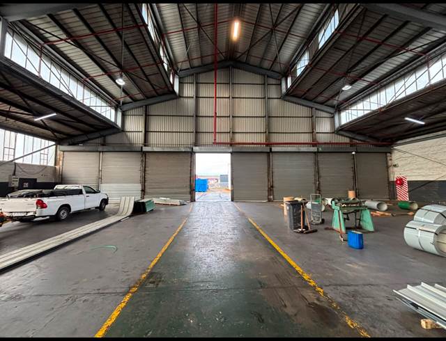 2,480M² WAREHOUSE TO LET IN EPPING INDUSTRIAL