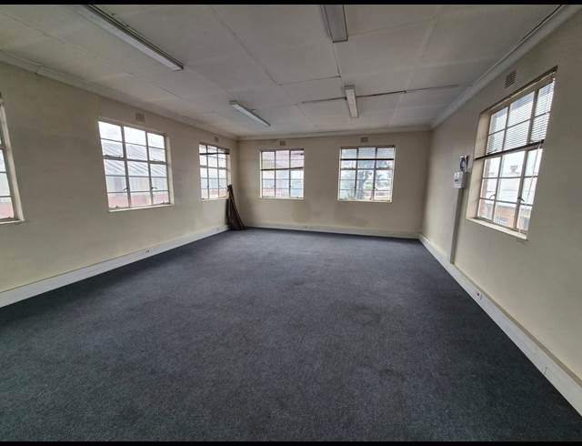 170M² WAREHOUSE TO LET IN WADEVILLE