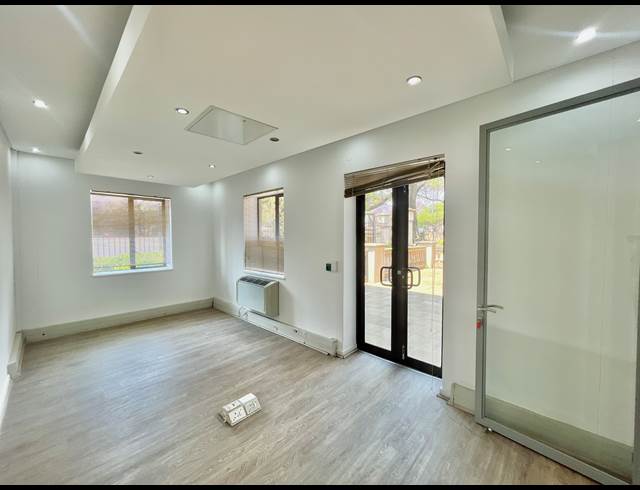 529M² OFFICE TO LET IN BRYANSTON