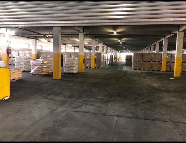 5,685M² WAREHOUSE TO LET IN JACOBS