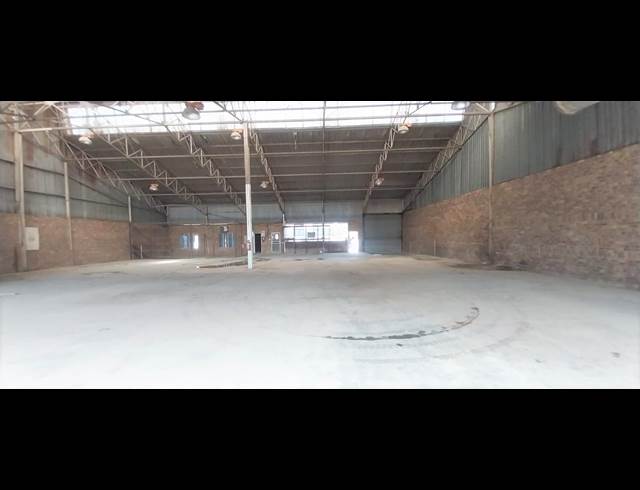 690M² WAREHOUSE TO LET IN KLERKSOORD