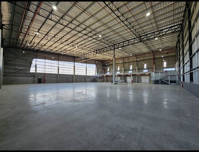 2,322M² WAREHOUSE TO LET IN ATLANTIC HILLS