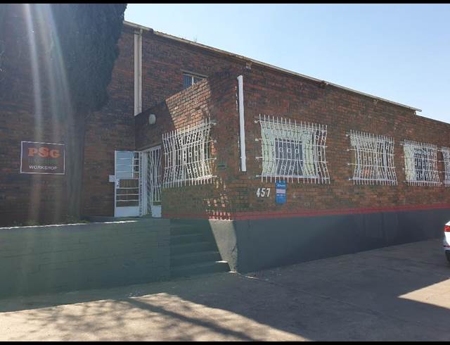 650M² WAREHOUSE RENTED IN WADEVILLE