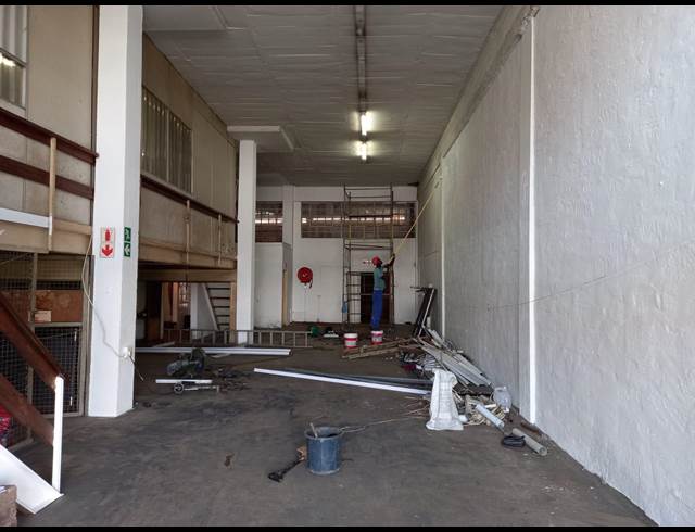 350M² WAREHOUSE TO LET IN WESTMEAD