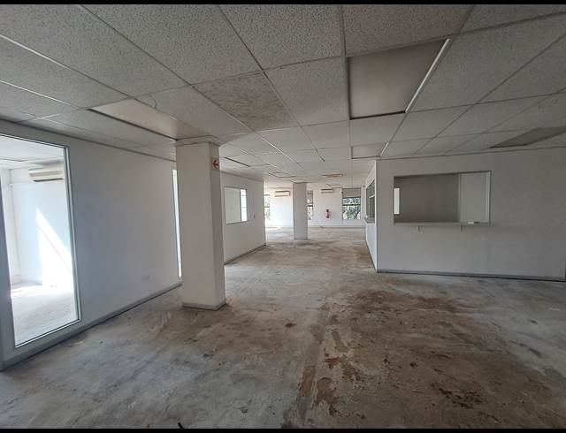 413M² OFFICE TO LET IN CRAIGHALL