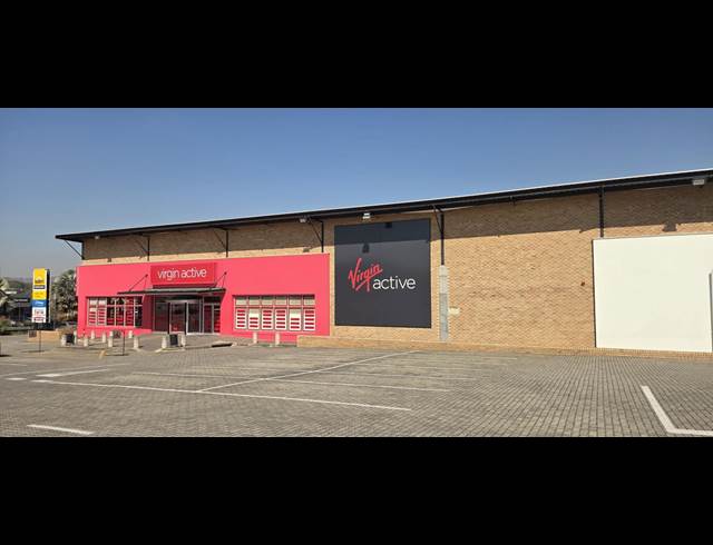 1,526M² RETAIL TO LET IN RIVERSIDE PARK