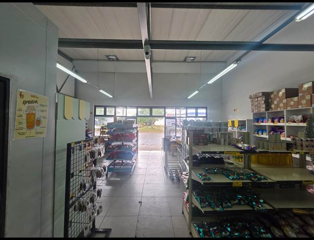 200M² WAREHOUSE TO LET IN GANTS PLAZA
