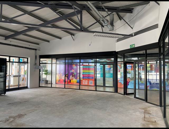 87M² RETAIL TO LET IN WESTLAKE