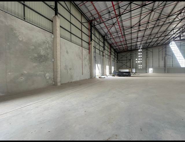 3,588M² WAREHOUSE TO LET IN JET PARK
