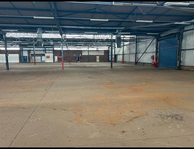 17,000M² WAREHOUSE TO LET IN ANDERBOLT