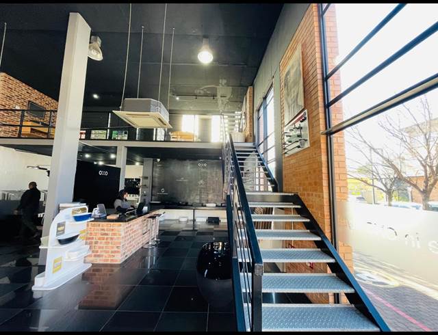 320M² RETAIL TO LET IN FOURWAYS