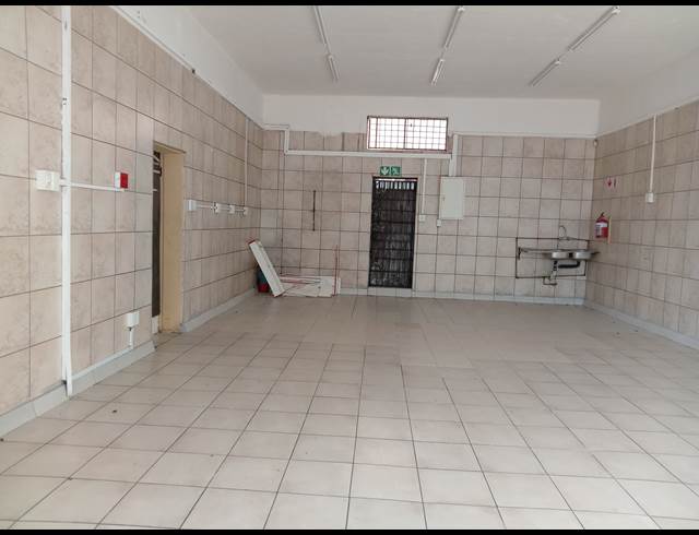78M² RETAIL TO LET IN LAUDIUM