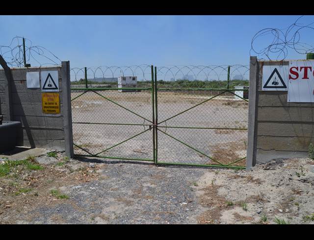 6,536M² VACANT LAND TO LET IN PAROW INDUSTRIAL