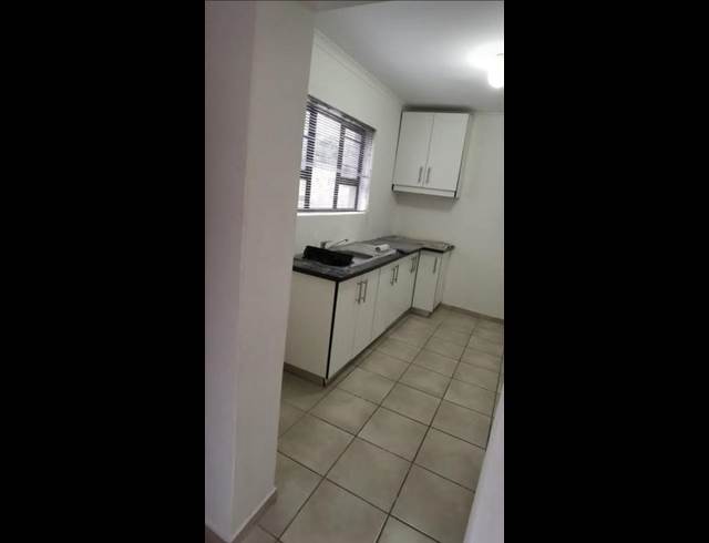 BUSINESS PROPERTY TO RENT IN SHERWOOD