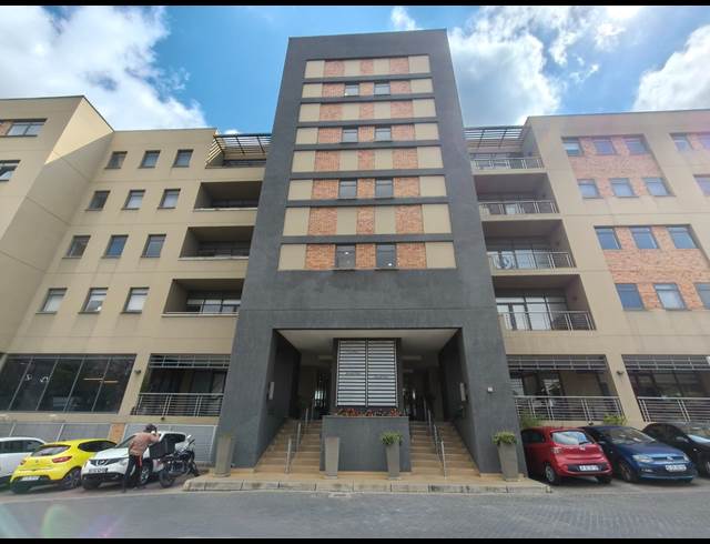 115M² OFFICE TO LET IN FOURWAYS