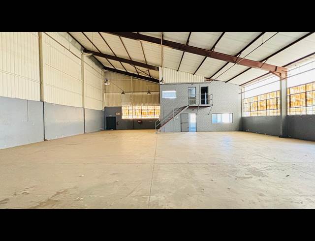 408M² WAREHOUSE TO LET IN ROBERTVILLE