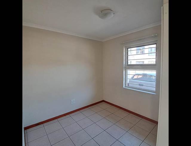 2 BEDROOM PROPERTY TO RENT IN WINDSOR PARK